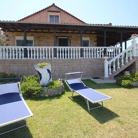 Holiday home Panagiotis Anna View